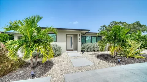 105 Aurora St E, Venice, FL 34285