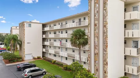 4080 Ironwood Cir #301C, Bradenton, FL 34209