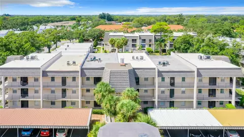 8703 Bardmoor Blvd #306, Largo, FL 33777