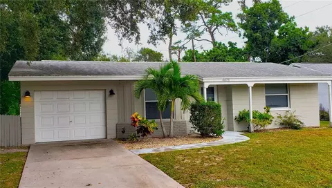 4673 Linwood St, Sarasota, FL 34232