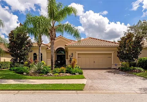 15406 Helmsdale Pl, Lakewood Ranch, FL 34202