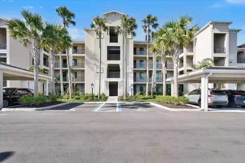 17510 Gawthrop Dr #105, Bradenton, FL 34211
