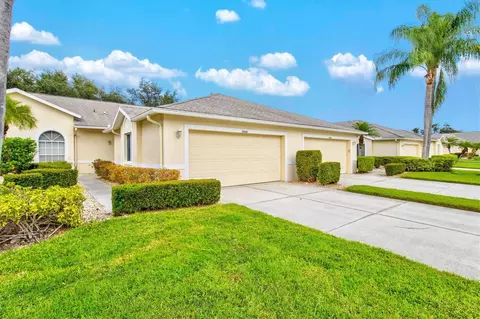 5828 Cottonwood St #1203, Bradenton, FL 34203