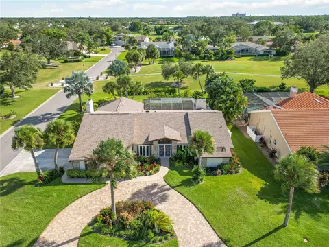 3750 Torrey Pines Way, Sarasota, FL 34238