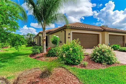 12211 Amica Loop, Venice, FL 34293
