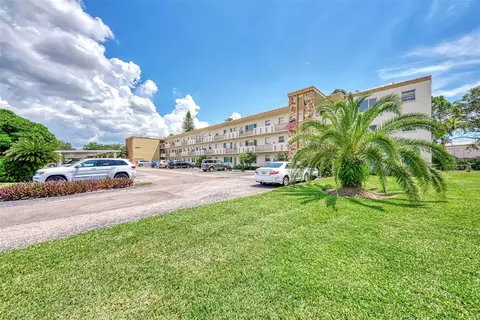 4480 Ironwood Cir #112A, Bradenton, FL 34209