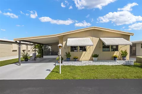 137 Kim Dr #137, Naples, FL 34104