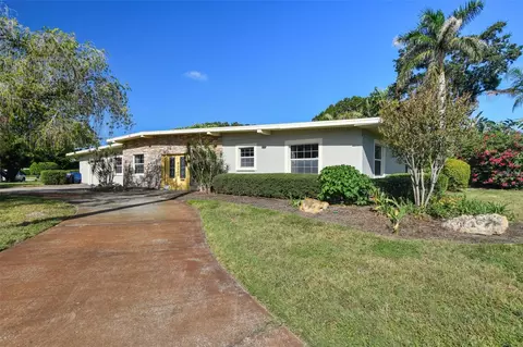 3900 16th Ave W, Bradenton, FL 34205