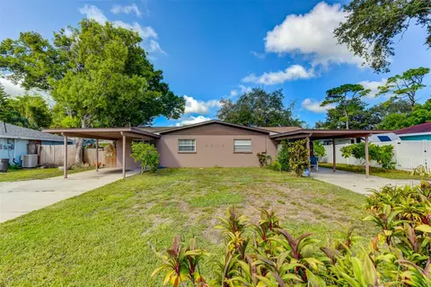 5318 17th St W #A/B, Bradenton, FL 34207