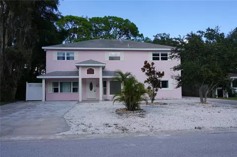 2655 Bay St, Sarasota, FL 34237