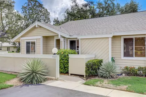 3027 Seawind Cir #15-B, Venice, FL 34293