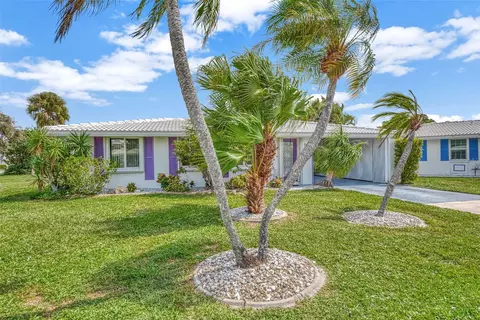 561 Circlewood Dr #V-15, Venice, FL 34293