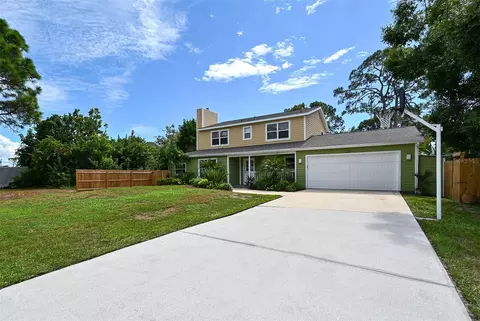 220 Palm Ave, Nokomis, FL 34275