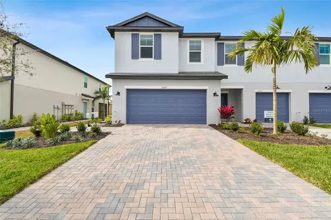 5609 Tripoli Dr, Palmetto, FL 34221