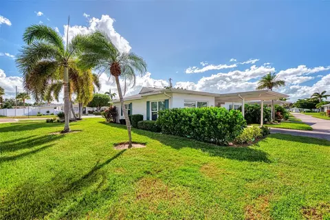 197 Field Ave E #197, Venice, FL 34285
