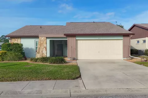 601 Chestnut Ln, Englewood, FL 34223