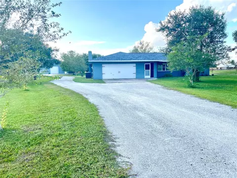 2400 Bern Creek Loop, Sarasota, FL 34240