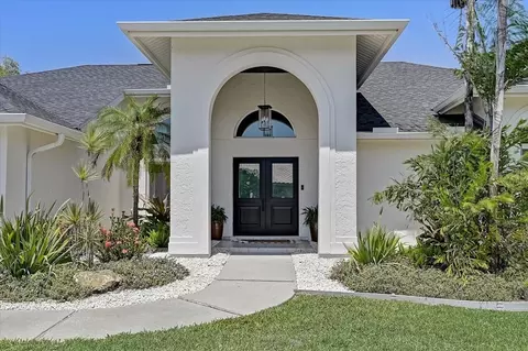 4493 Shadowleaf Dr, Sarasota, FL 34233