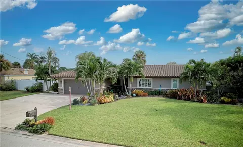 5111 Bimini Dr, Bradenton, FL 34210