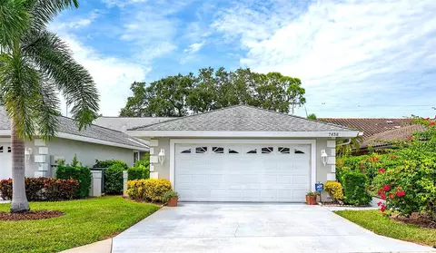 7656 Palm Aire Ln #7656, Sarasota, FL 34243