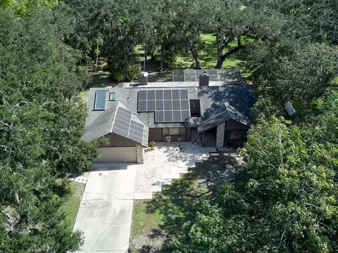 6029 Ravenwood Dr, Sarasota, FL 34243