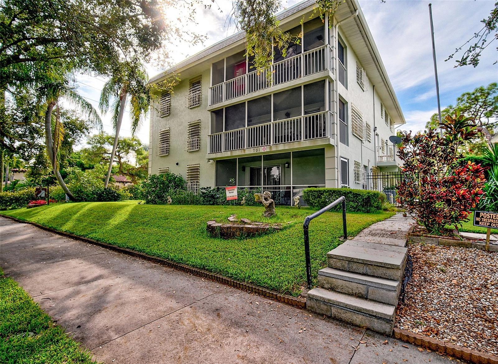 701 W Venice Ave Unit C  