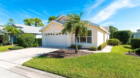 7496 Eleanor Cir #76, Sarasota, FL 34243