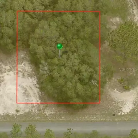 6515 N Whispering Dr, Citrus Springs, FL 34434