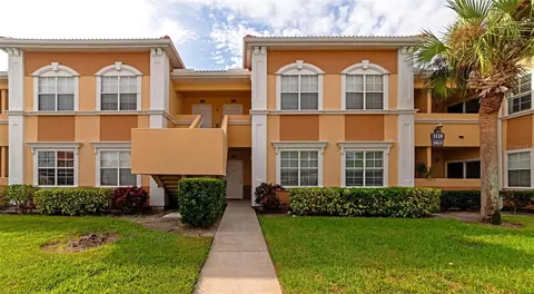 1120 Villagio Cir #103, Sarasota, FL 34237