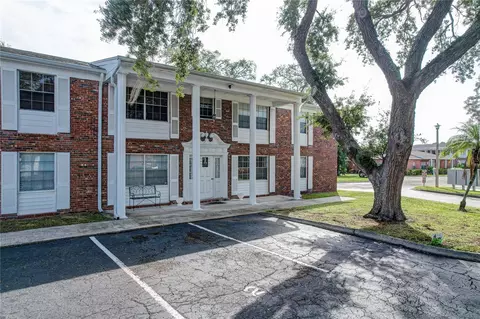 4507 9th St W #I1, Bradenton, FL 34207