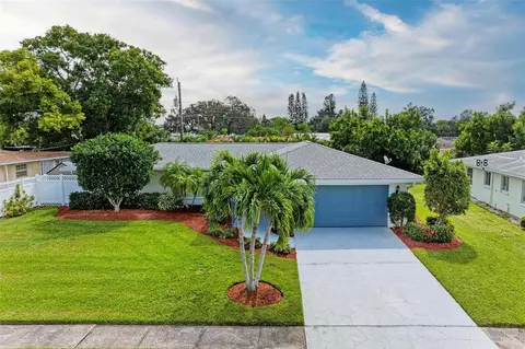 6727 Keystone Dr, Sarasota, FL 34231