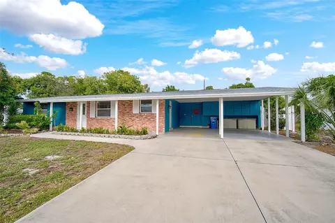 6426 Colonial Dr, Sarasota, FL 34231