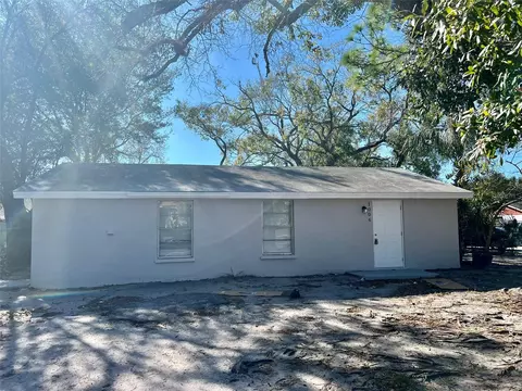 1004 57th Avenue Pl E, Bradenton, FL 34203