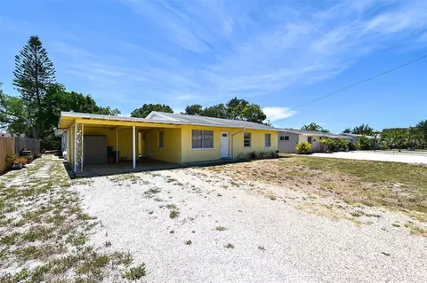 2108 Jo An Dr, Sarasota, FL 34231