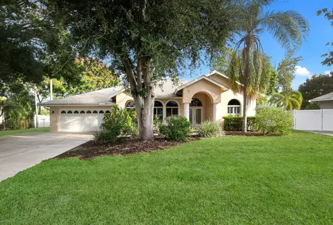 8344 9th Avenue Ter NW, Bradenton, FL 34209