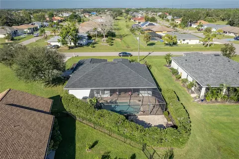 1066 Bushire Ln, Punta Gorda, FL 33983