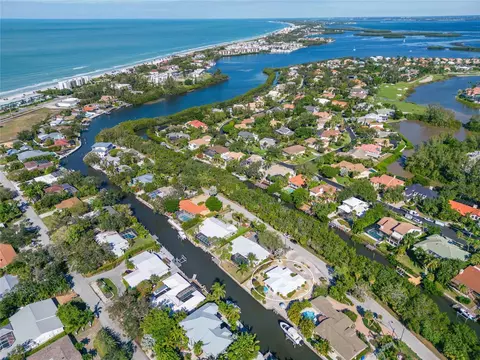 690 Longview Dr, Longboat Key, FL 34228 photo 1