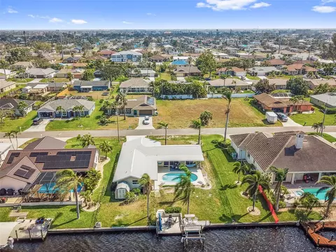 4428 SW 1st Pl, Cape Coral, FL 33914