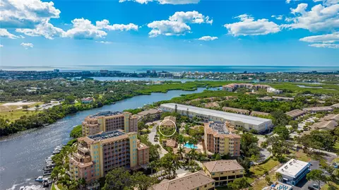 5544 Cannes Cir #102, Sarasota, FL 34231