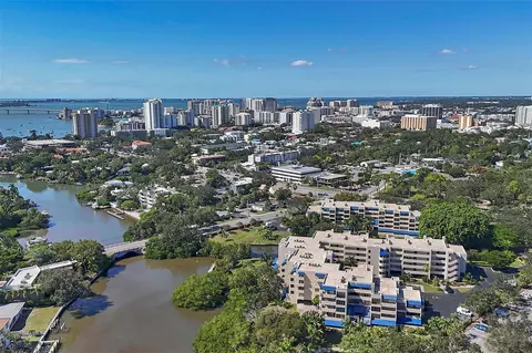 825 S Osprey Ave #206, Sarasota, FL 34236