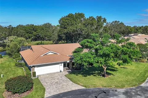 5704 Garden Lakes Majestic, Bradenton, FL 34203