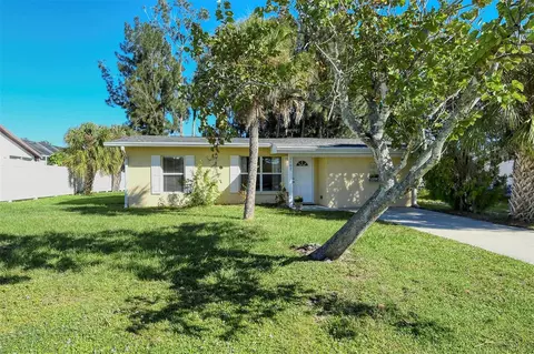 1107 Pineland Ave, Venice, FL 34285