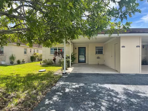513 Orlando Ave, Bradenton, FL 34207