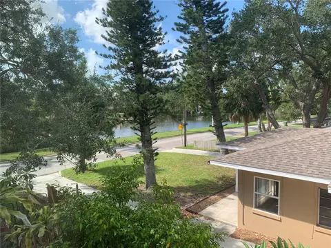 704 Virginia Dr #704, Bradenton, FL 34205