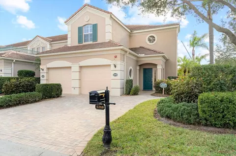 5268 Descanso Ct #202, Sarasota, FL 34238