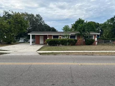 817 18th St E, Bradenton, FL 34208