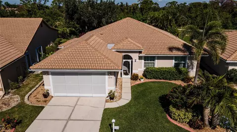 8258 Parkside Dr, Englewood, FL 34224