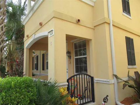 1636 Burgos Dr, Sarasota, FL 34238