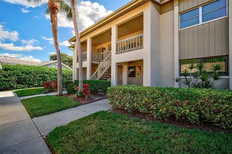 7137 Wood Creek Dr #102, Sarasota, FL 34231