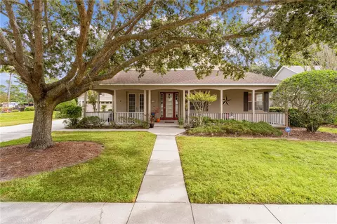 19501 Spring Oak Dr, Eustis, FL 32736